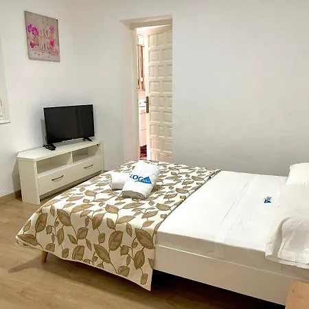 Silvia Locdenia シャレー