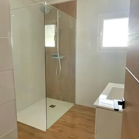 Silvia Locdenia シャレー