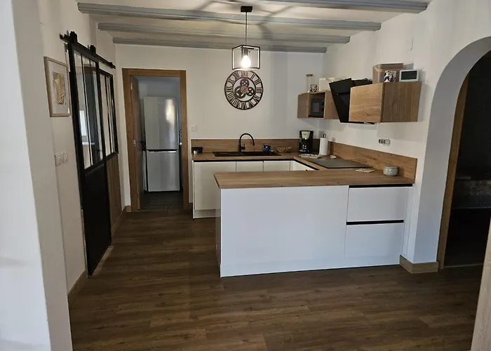 Silvia Locdenia Chalet Denia